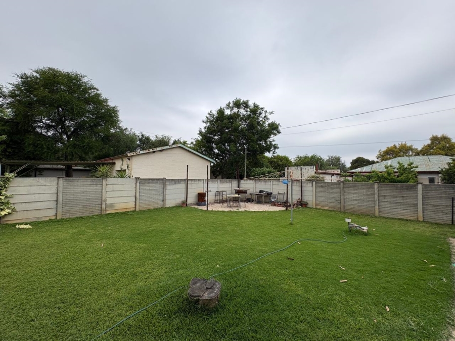 4 Bedroom Property for Sale in Leeudoringstad North West